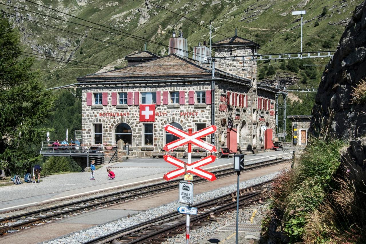 Hotel Bed & Rooms , Corte Rossa -1 Min Walk To Bernina Express تيرانو المظهر الخارجي الصورة