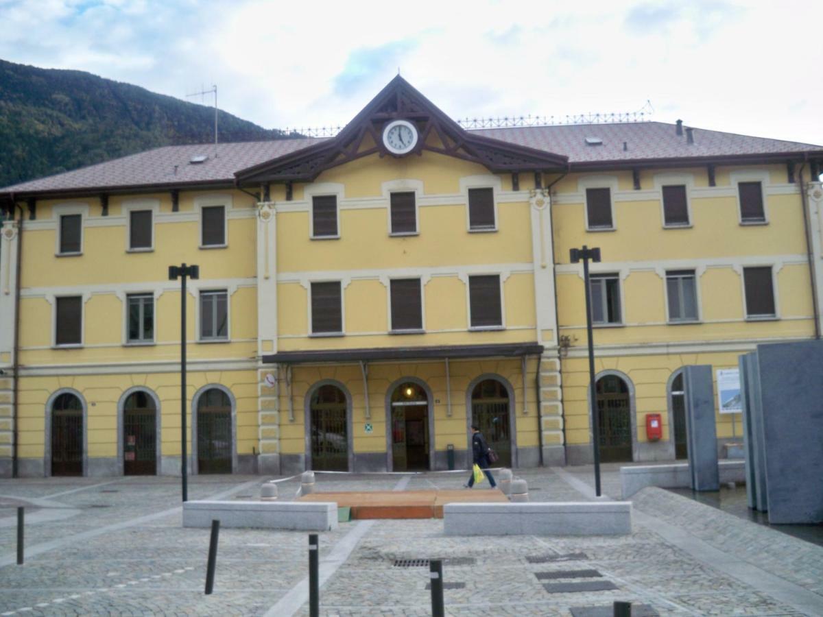 Hotel Bed & Rooms , Corte Rossa -1 Min Walk To Bernina Express تيرانو المظهر الخارجي الصورة